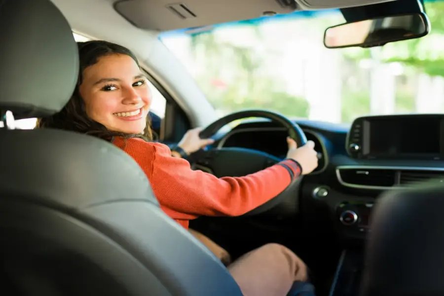 Emancipación en Chile: a qué edad un joven puede independizarse legalmente
