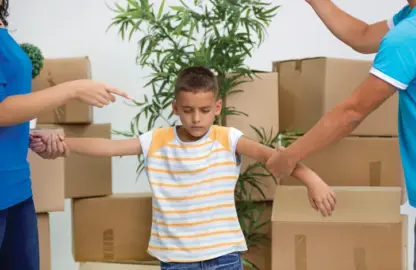 Derechos del menor frente a cambios de domicilio entre padres