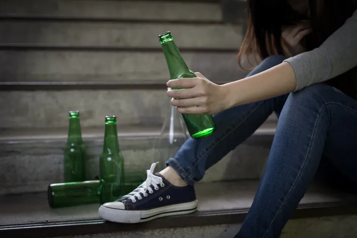 Alcohol en adolescentes: responsabilidad legal de los padres