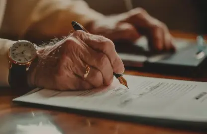 Qué debes incluir en el testamento para evitar conflictos